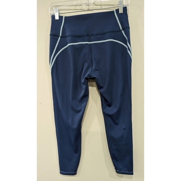 Peloton Blue Move Seamed Cropped Leggings Size Large - Picture 3 of 6